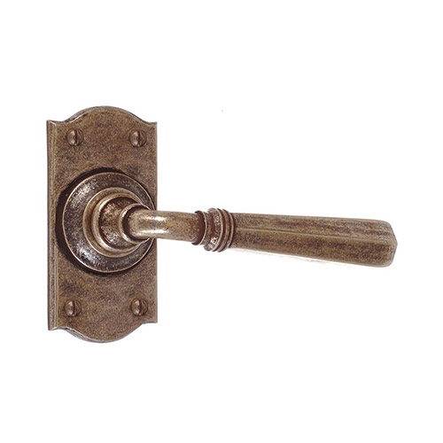 Chester Handle, Nowton Short Plate, Antiqued Brass