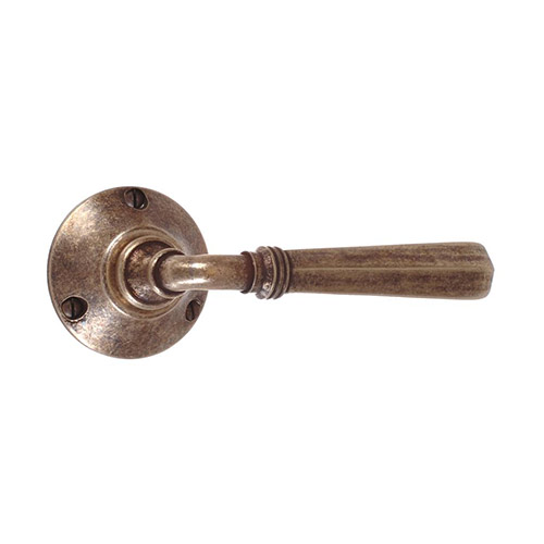 Chester Handle, Rowley Plate, Antiqued Brass