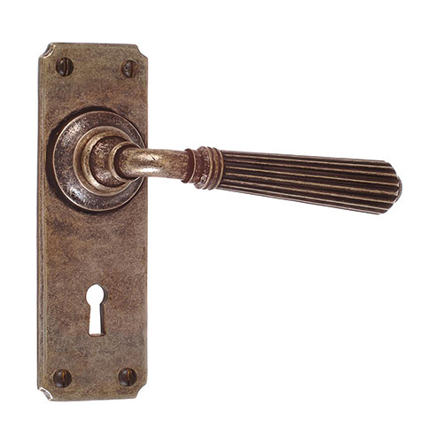 Bromley Handle, Ilkley Keyhole Plate, Antiqued Brass