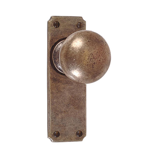 Holkham Door Knob, Ilkley Plain Plate, Antiqued Brass