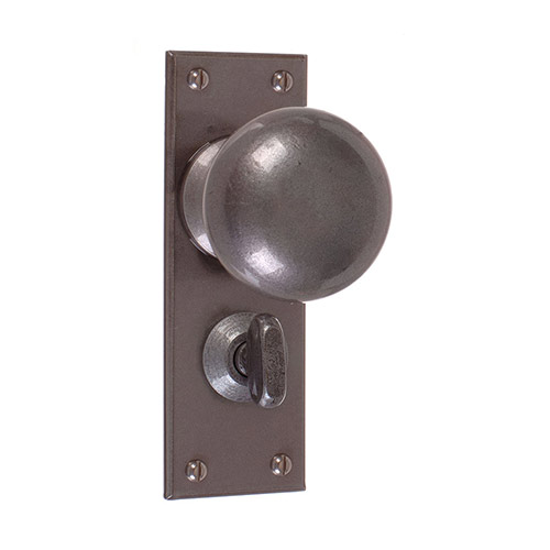 Holkham Door Knob, Bristol Privacy Plate, Polished