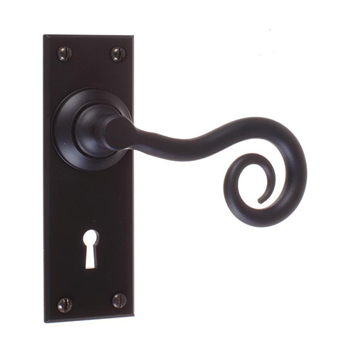 Curled Handle, Bristol Keyhole Plate, Matt Black