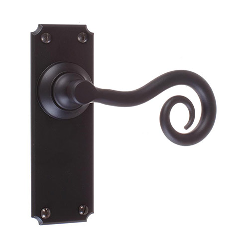Curled Handle, Ilkley Plain Plate, MattBlack