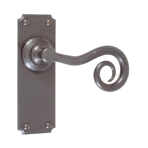Curled Handle, Ilkley Plain Plate, Polished