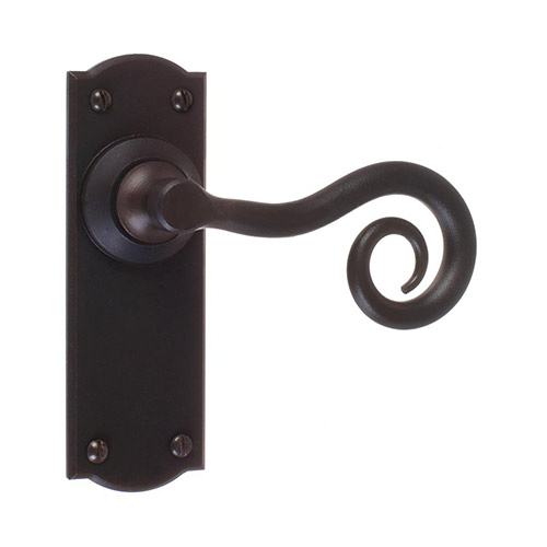 Curled Handle, Nowton Plain Plate, Beeswax