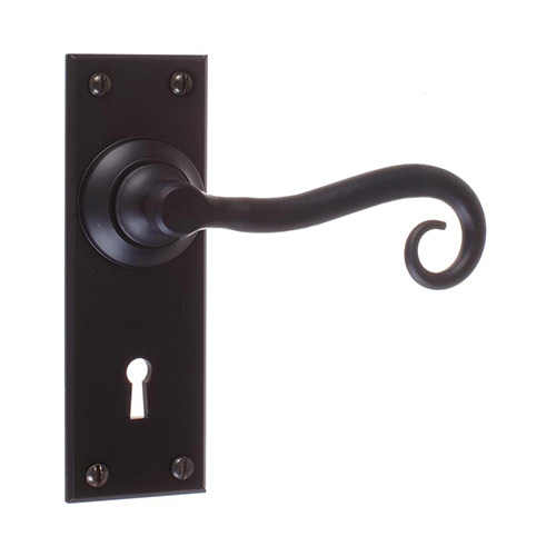 Scrolled Handle, Bristol Keyhole Plate, Matt Black