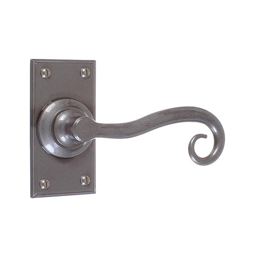 Scrolled Handle, Ripley Short Plate, Polished
