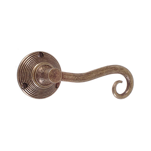 Scrolled Handle, Reeded Plate, Antiqued Brass