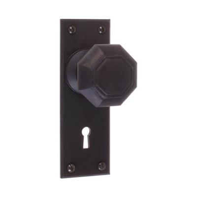 Shaftesbury Knob, Bristol Keyhole Plate, Beeswax