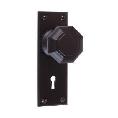 Shaftesbury Knob, Bristol Keyhole Plate, Matt Black