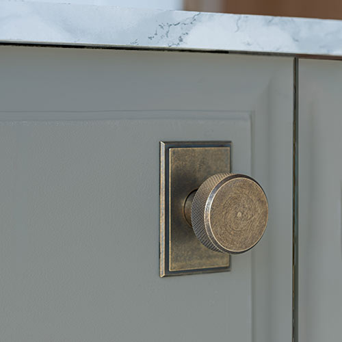 Large Hartford Cabinet Knob