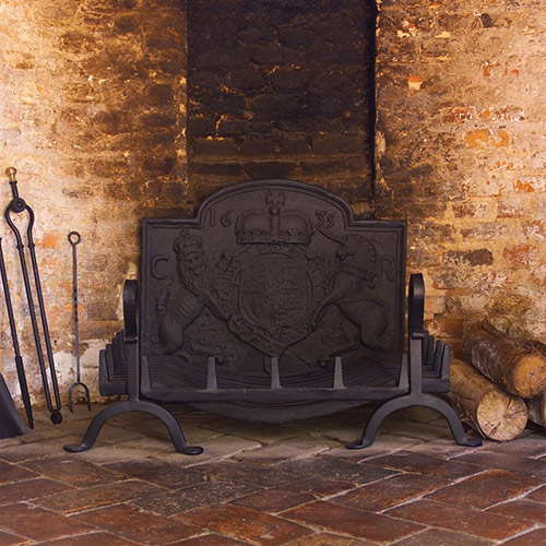 Large Grate with Berwick Fire Dogs in Matt Black
