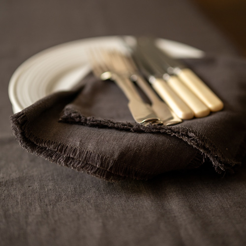 Table linen in Elephant Waterford Linen