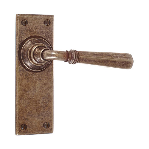 Lever handle with plain plate