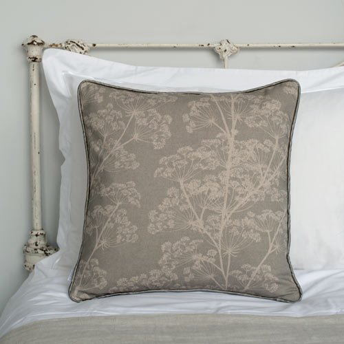 Cow Parsley Cover in Soft Grey with Contrast Piping