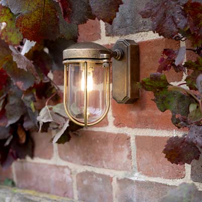 Clipper Outdoor light