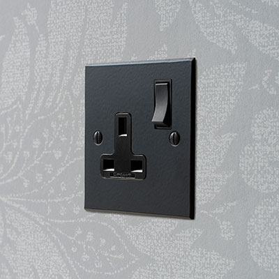 1 Gang Matt Black Plug Socket