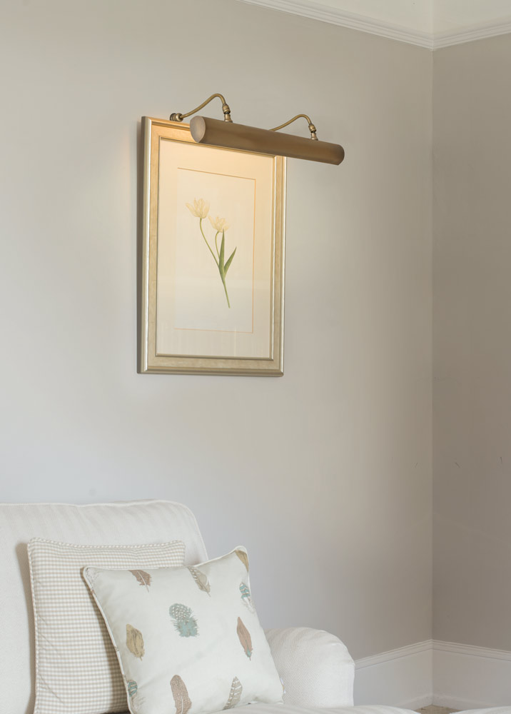 Medium Drummond Picture Light