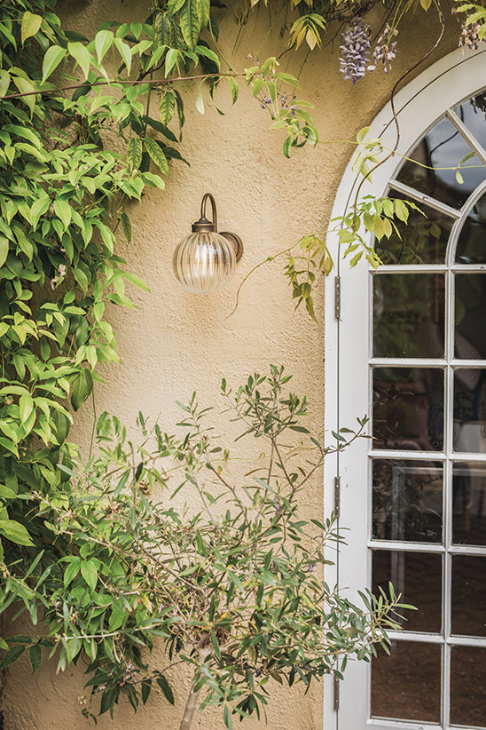 Putney Outdoor Wall Light