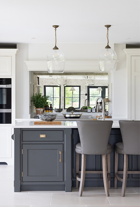Humphrey Munson Kitchen with Jim Lawrence lights Humphrey Munson Kitchen with Jim Lawrence lights