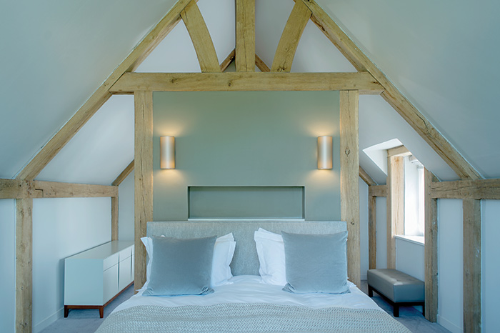 Accent lighting in a bedroom Accent lighting in a bedroom