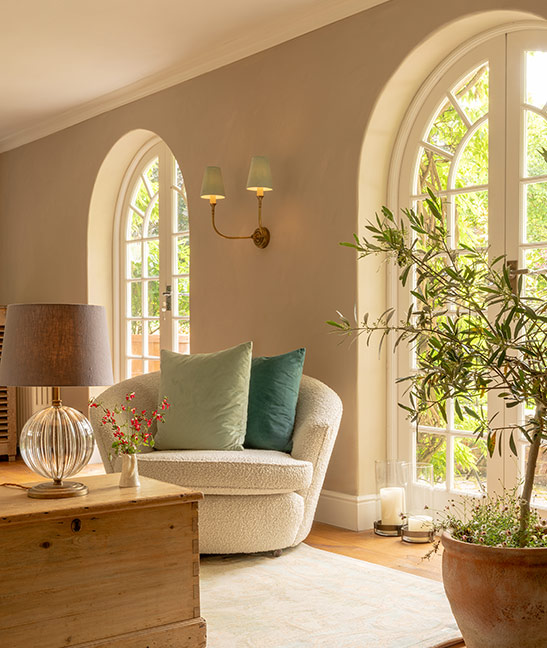 Soft light for lingering in